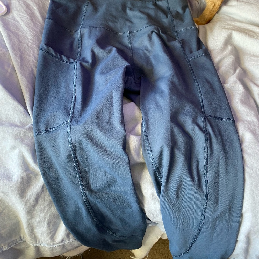 Light blue leggings